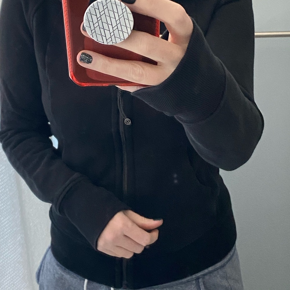 Lululemon Womens scuba zip up sweatshirt, size 6